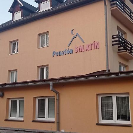 Salatin Hotel Ruzomberok Bagian luar foto