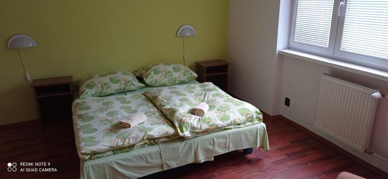Salatin Hotel Ruzomberok Bagian luar foto