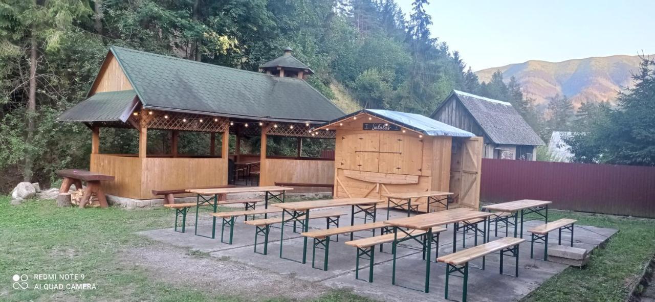 Salatin Hotel Ruzomberok Bagian luar foto